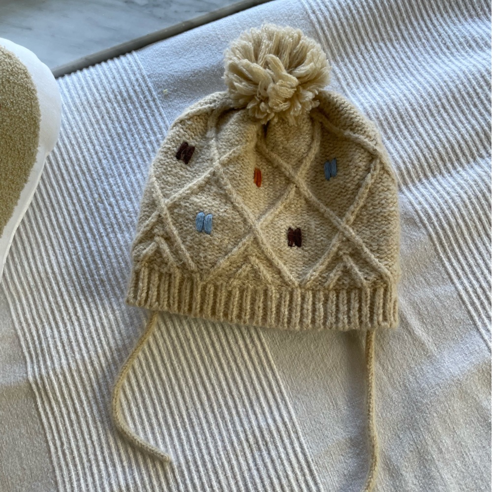 Zara kids Knit Beanie with Pom-Pom